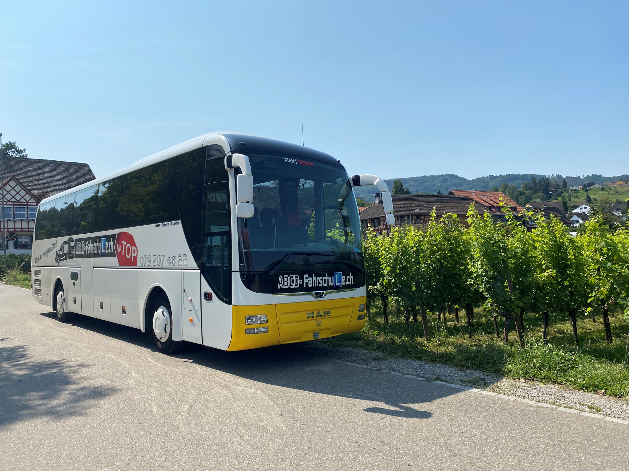 ABCD Fahrschule Winterthur wir sind eine seriöse und preiswerte Busfahrschule und helfen dir deine Busprüfung in kürzester Zeit zu bestehen